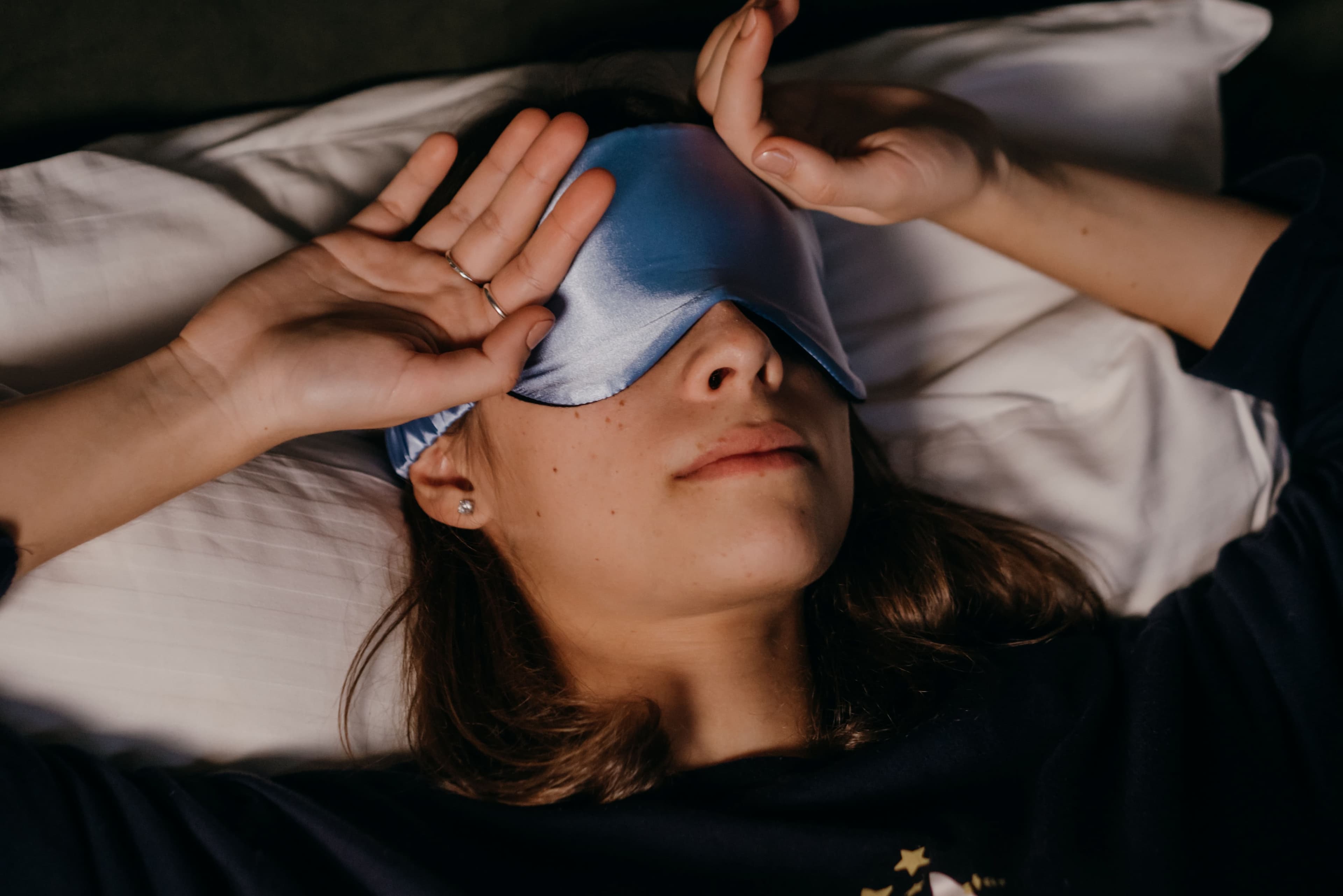 Sleeping Mask vs. Night Cream, Mana Yang Perlu Digunakan?
